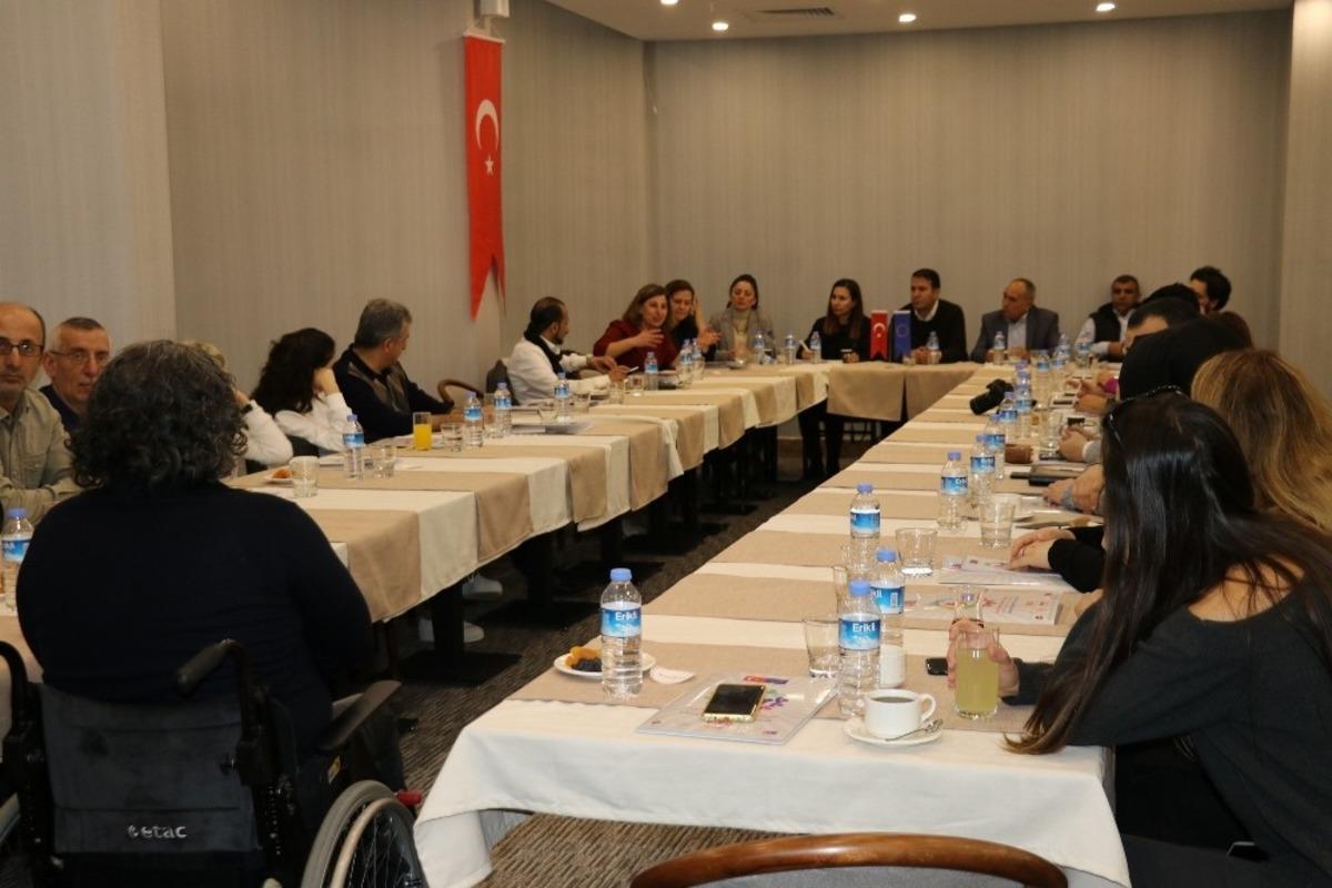 Van&rsquo;da &lsquo;İşitme Engelli STK&rsquo;ları Birlikte&rsquo; &ccedil;alıştayı