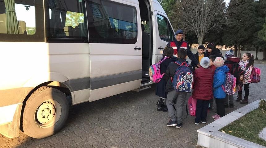 Ordu&rsquo;da 12 servis aracı trafikten men edildi