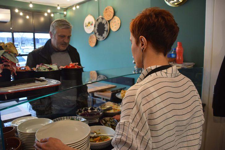 Avukatlığı bıraktı, aşçı oldu G1