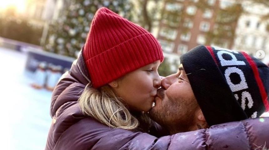 Uzmanlar uyarıyor: Çocuklarınızı asla dudağından öpmeyin