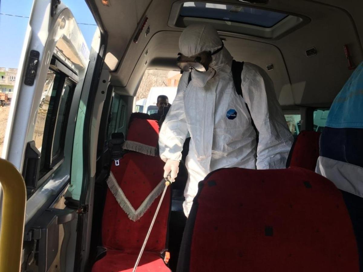 Mazıdağı&rsquo;nda toplu taşıma ve &ouml;ğrenci servis ara&ccedil;ları dezenfekte edildi