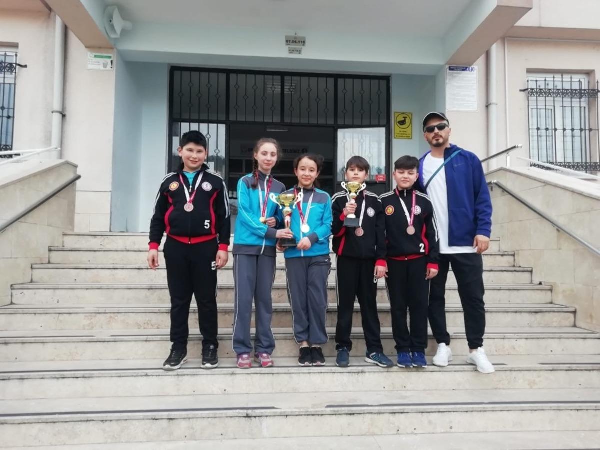 Zonguldak&rsquo;ı Samsun il m&uuml;sabakalarında temsil edecekler