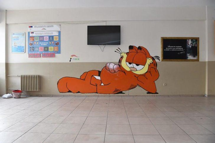 Avcılar Belediyesi çizgi film dünyasını okul duvarlarına taşıdı G2