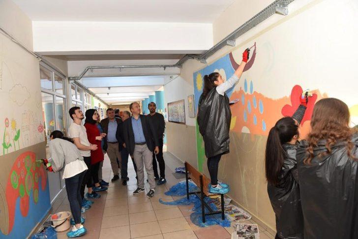 Avcılar Belediyesi çizgi film dünyasını okul duvarlarına taşıdı G4