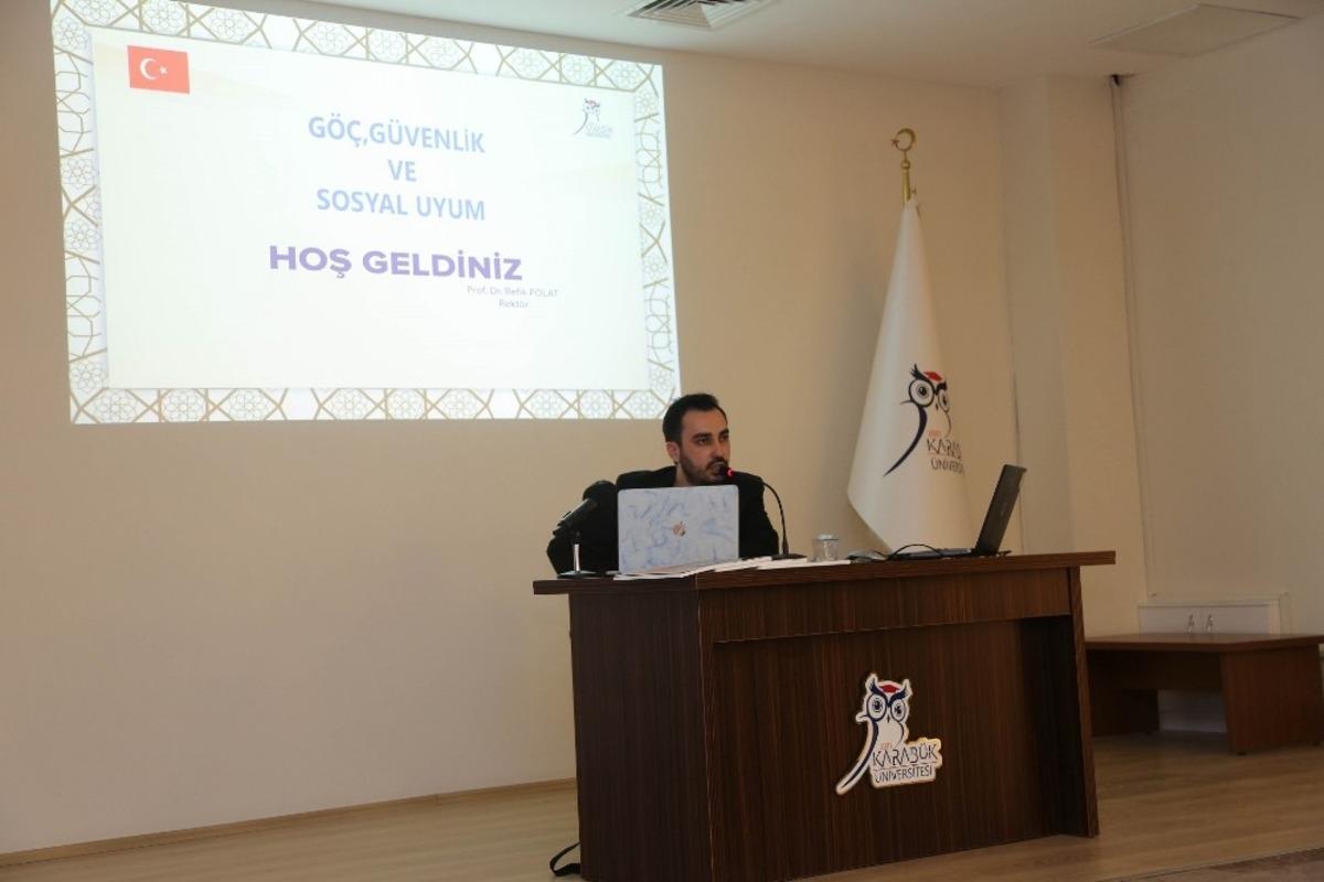 &ldquo;D&uuml;nyadaki en b&uuml;y&uuml;k m&uuml;lteci grubunu Filistinliler oluşturuyor&rdquo;