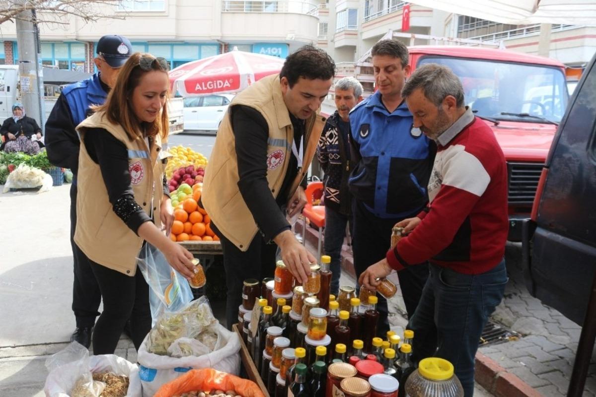 Edremit&rsquo;te bal denetimi