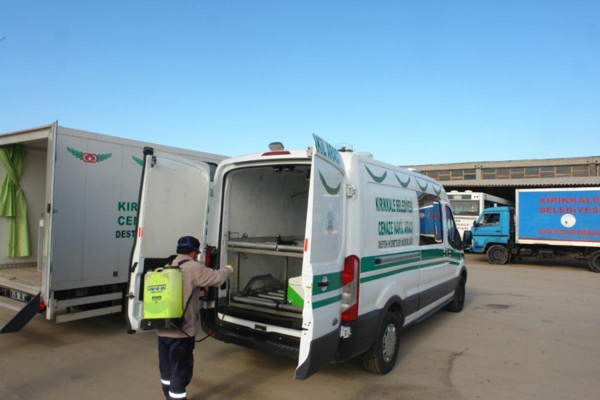 Kırıkkale&rsquo;de servis ve cenaze ara&ccedil;ları dezenfekte edildi