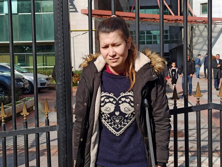 Tüfekle vurduğu eski eşini mahkemede de tehdit etti G3