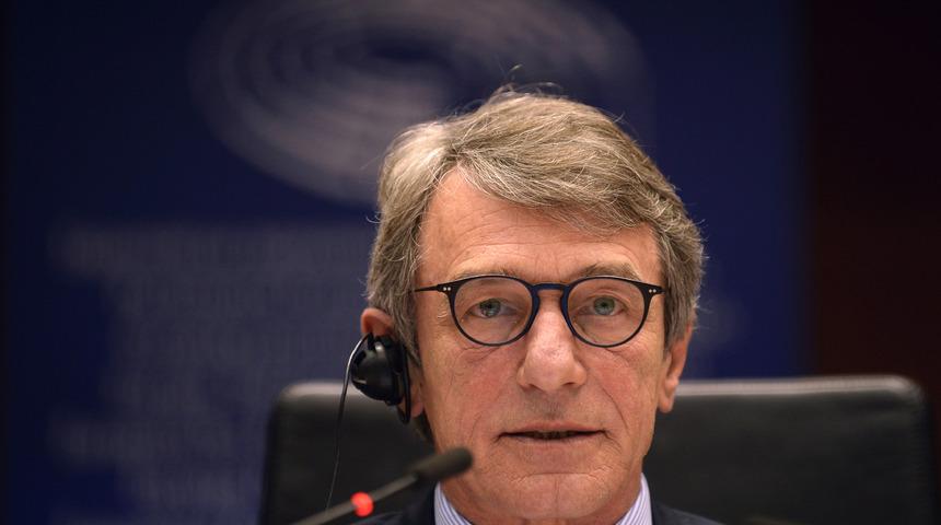 AP Başkanı kendini karantinaya aldı