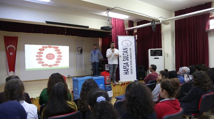 Toroslar’da öğrencilere ’sıfır atık’ anlatıldı