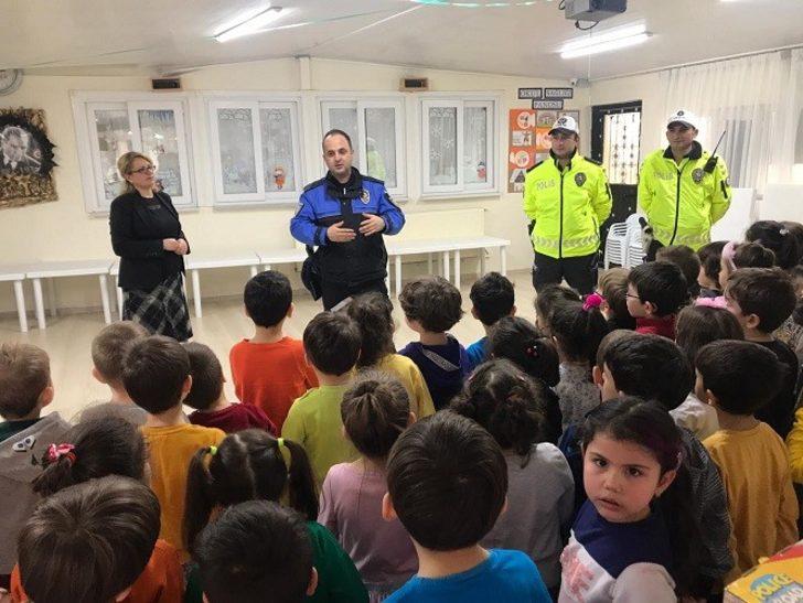 Toplum Destekli Polislerden öğrencilere çeşitli etkinlikler G1