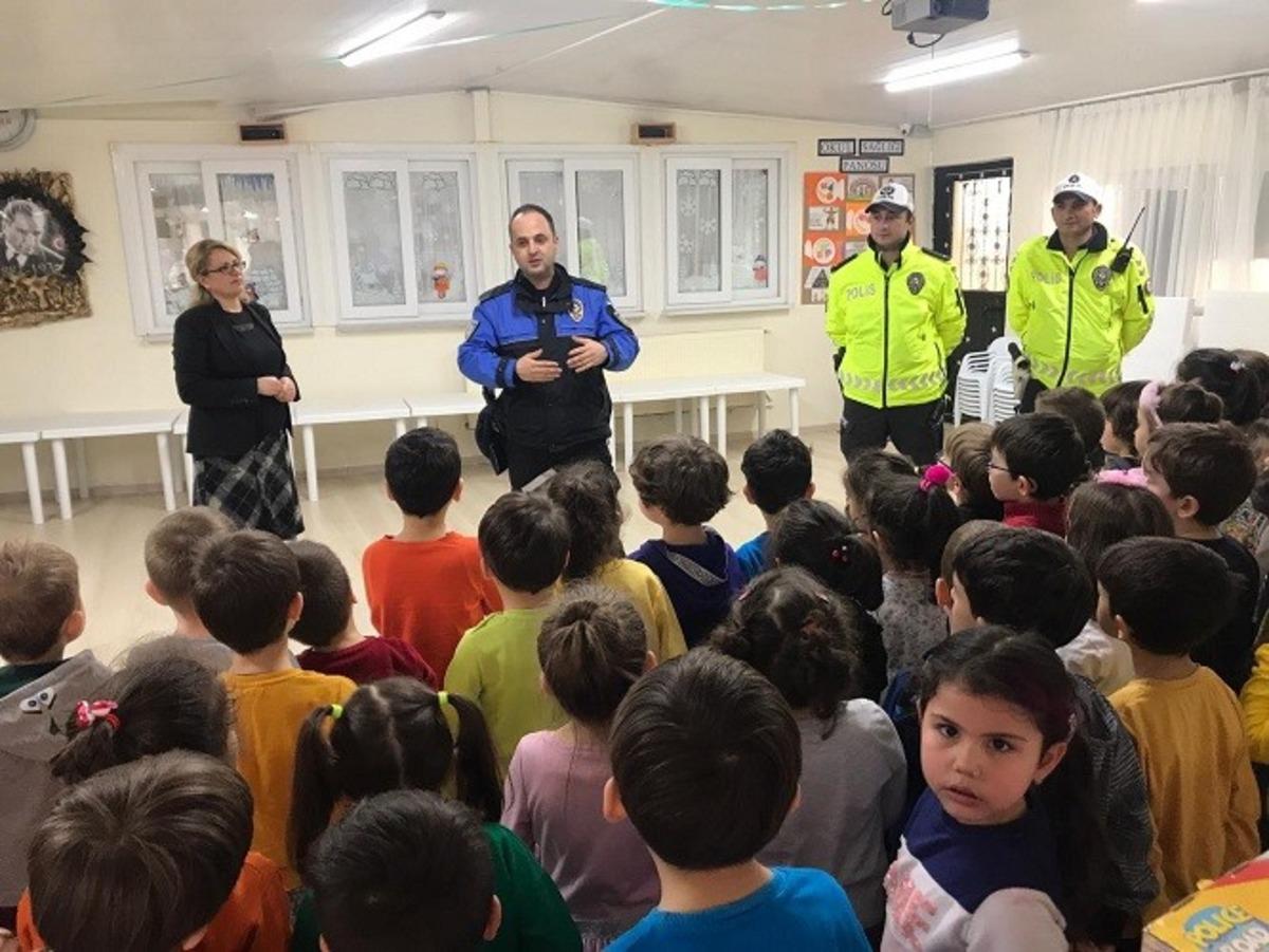 Toplum Destekli Polislerden &ouml;ğrencilere &ccedil;eşitli etkinlikler