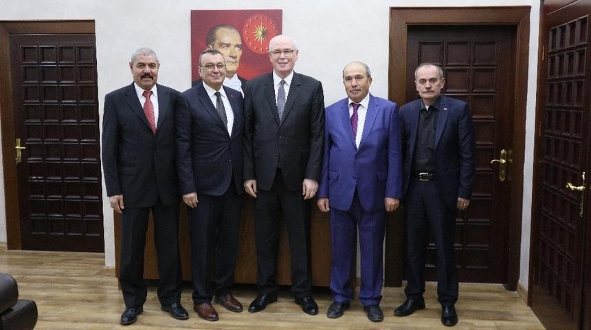 ZEYDER’den Başkan Kurt’a teşekkür plaketi