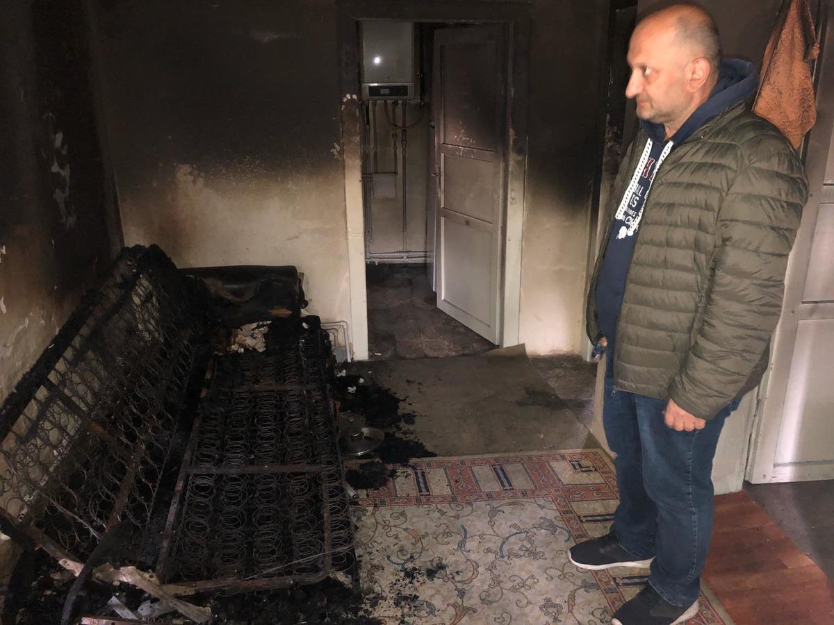 Elektrik kesilince mum yakmışlardı! Korkun&ccedil; son