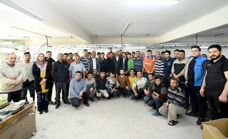 Başkan Altay Aykent esnafını ziyaret etti G1