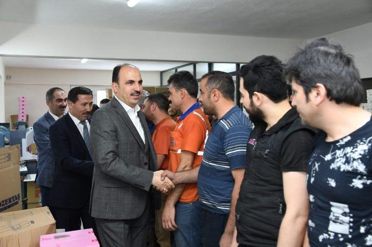 Başkan Altay Aykent esnafını ziyaret etti G2