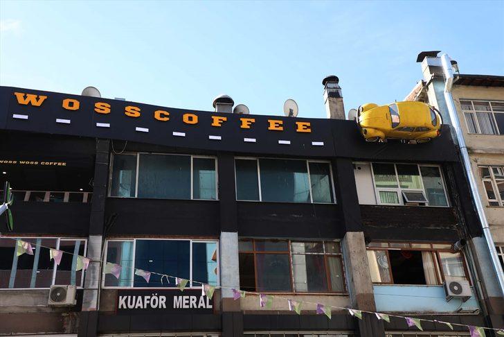 Binanın çatısındaki vosvosu gören hayrete düştü G2