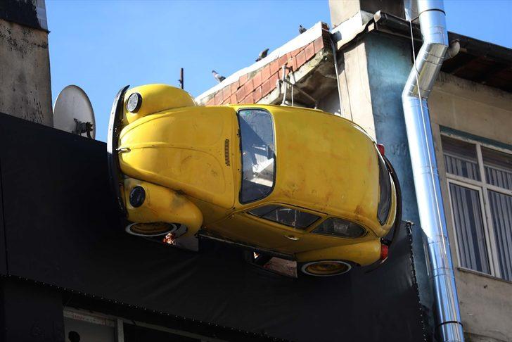 Binanın çatısındaki vosvosu gören hayrete düştü G4