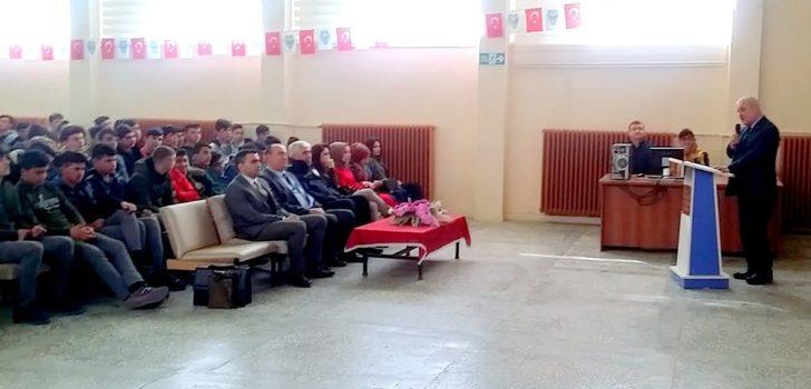 Yeşilay’dan bağımlılık konulu seminer G1