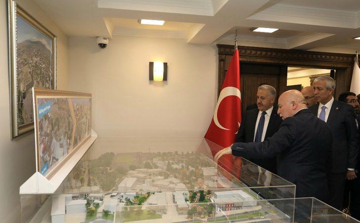 Kars Heyetinden Başkan Sekmen’e ziyaret G2