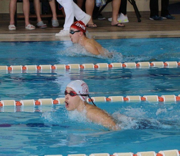 Yıldız kulaçlar Manisa’da kıyasıya yarıştı G2