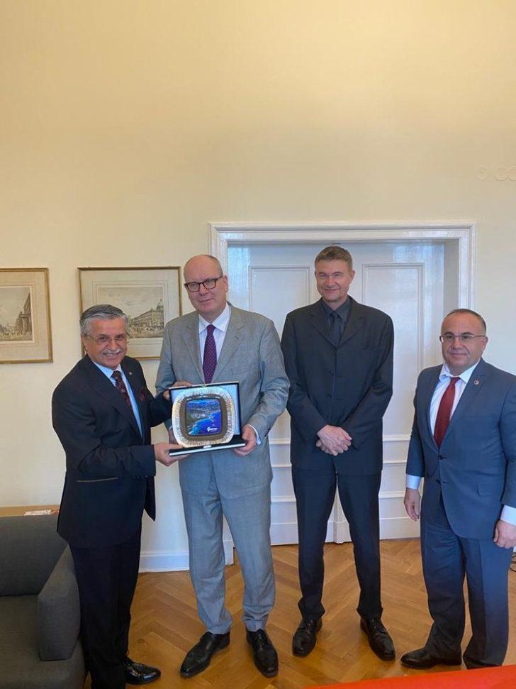 Başkan Topaloğlu Almanya Büyükelçisiyle Kemer’i konuştu G2