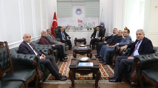 Battalgazi’de depremin izleri siliniyor