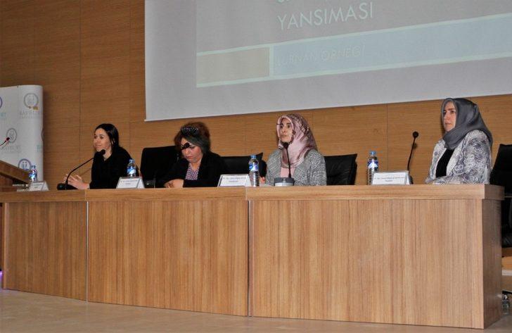 Bayburt Üniversitesinde ‘Ehram ve Afiş Sergisi’ ile ‘Kadın’a Dair’ başlıklı panel düzenlendi G2