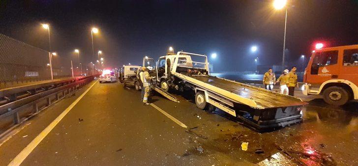 Avcılar'da polisten kaçan şüpheliler kaza yaptı: 2 yaralı G3