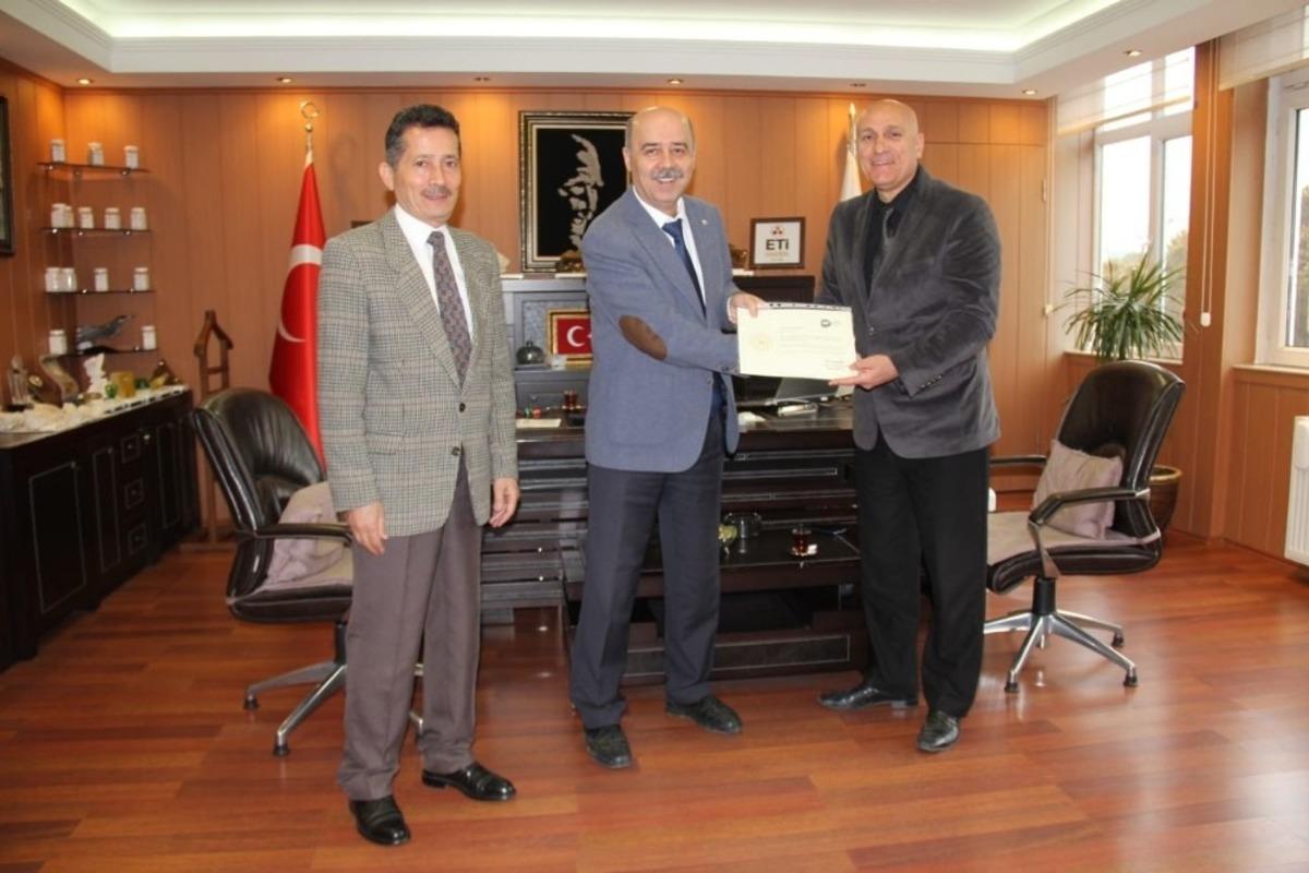 Amat&ouml;r spor kul&uuml;plerine tam destek