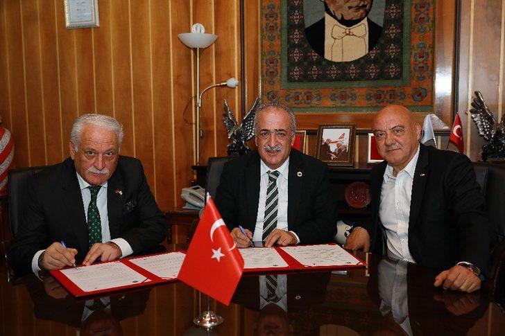 Kızılay Butik Mağaza, Atatürk Üniversitesinde hizmete açıldı G5