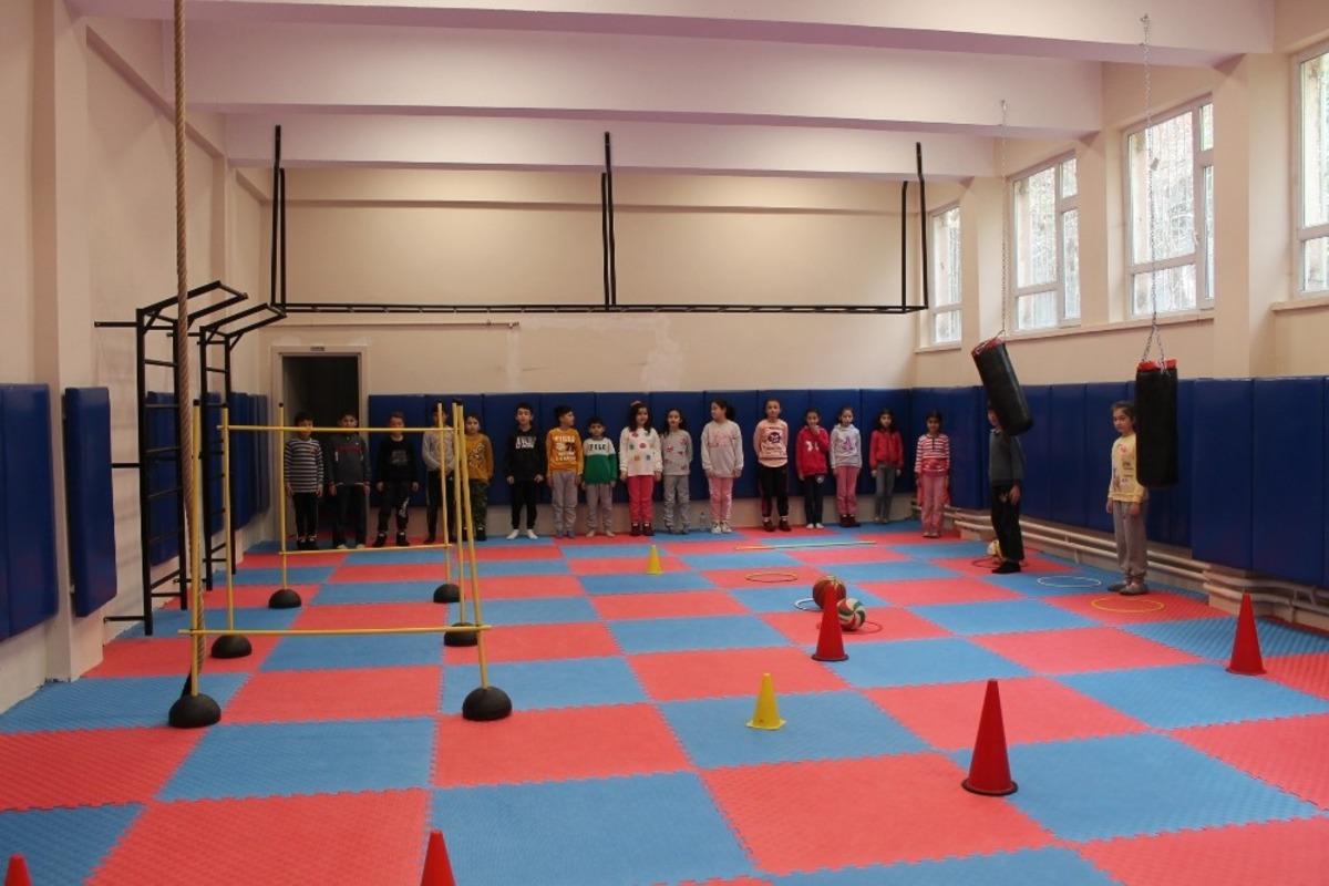 Tosya&rsquo;da tasarım ve beceri at&ouml;lyesi a&ccedil;ıldı