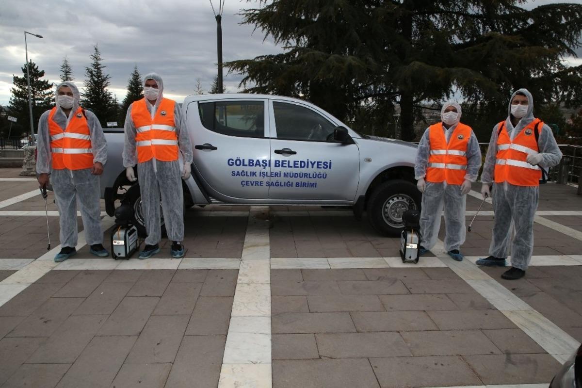 Okullar ve kamu kuruluşları korona vir&uuml;s tehdidine karşı dezenfekte ediliyor