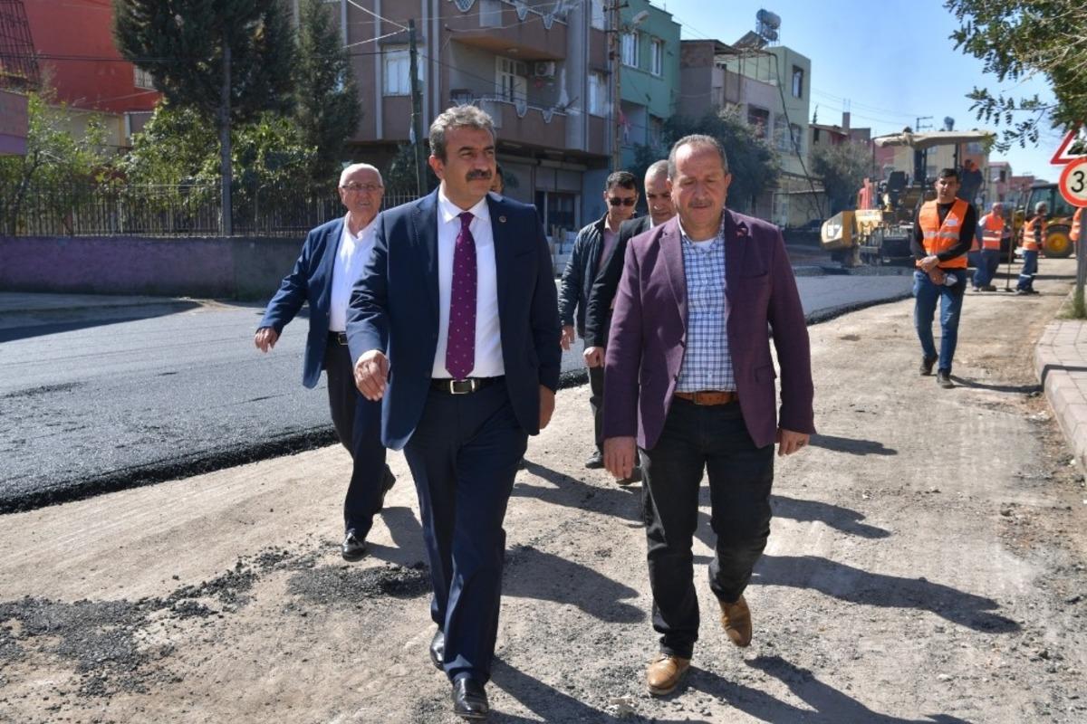&Ccedil;etin: "T&uuml;m sokakları program dahilinde asfaltlayacağız"
