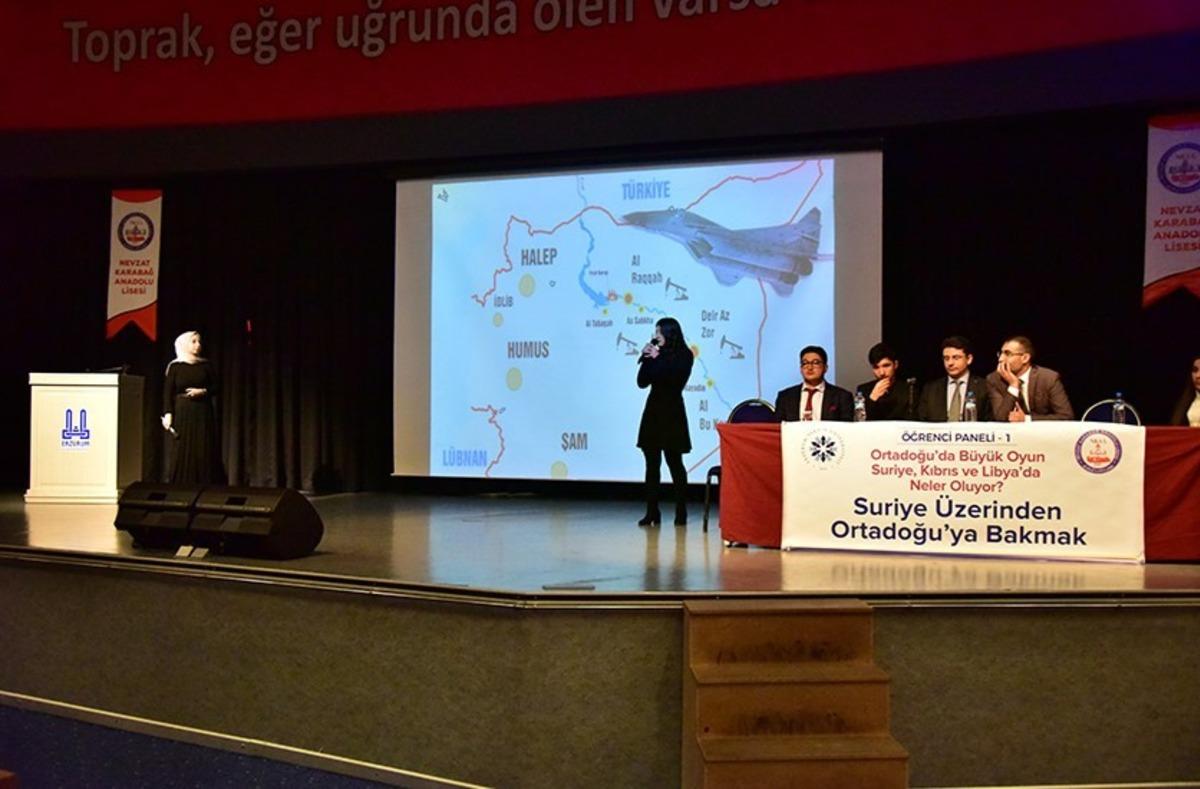 &lsquo;Suriye &Uuml;zerinden Ortadoğu&rsquo;ya Bakmak&rsquo; &ouml;ğrenci paneli d&uuml;zenlendi