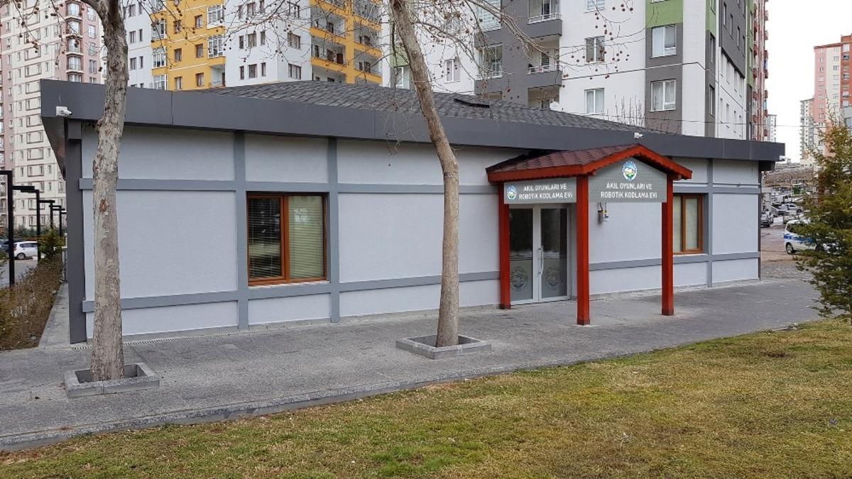 Talas, robotik kodlama evi a&ccedil;ıyor