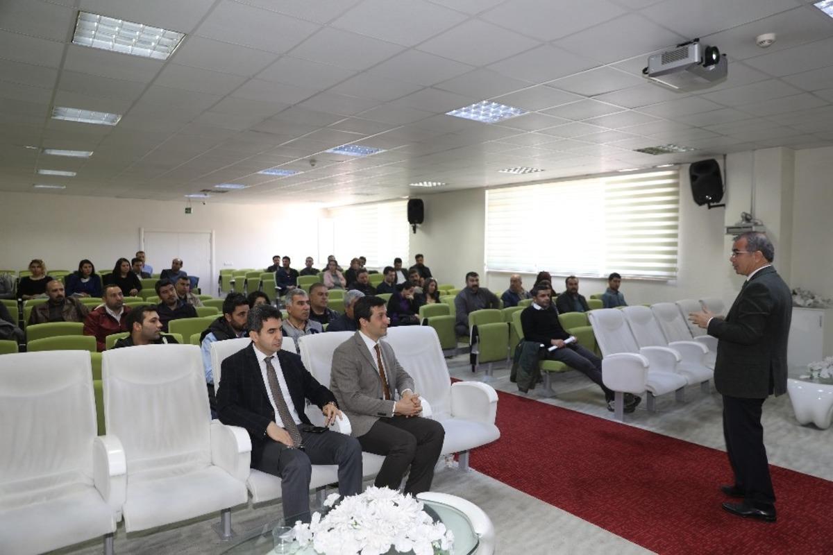 Diyarbakır&rsquo;da hayvan hastalıkları ve hareketleri toplantısı