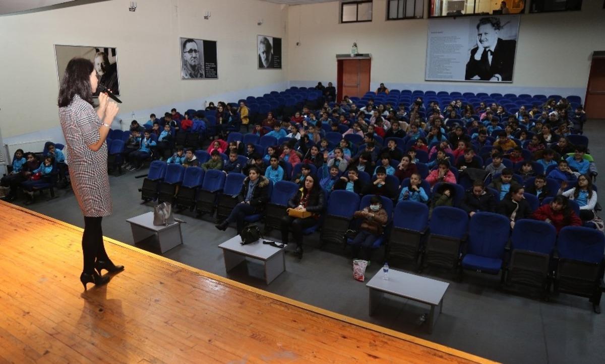 Geri d&ouml;n&uuml;ş&uuml;m eğitiminde 3 bin &ouml;ğrenciye ulaşıldı