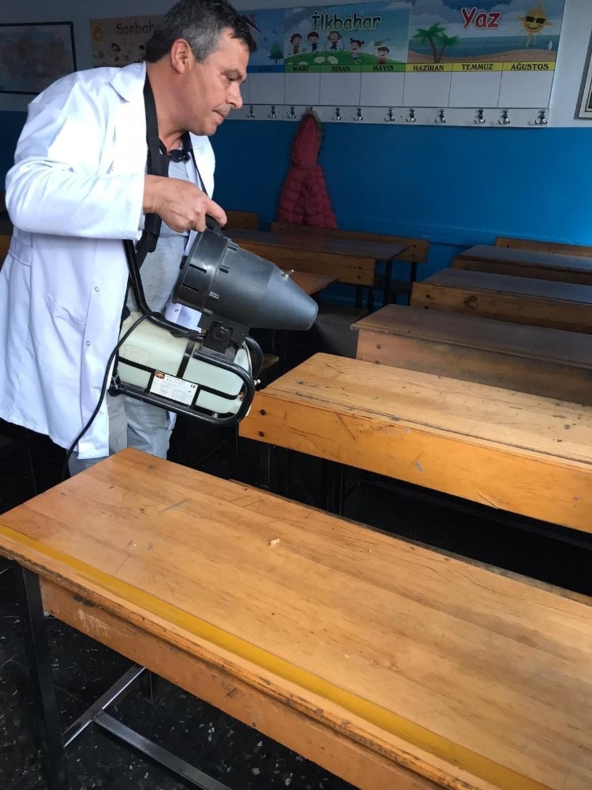 Aydın&rsquo;da okullar dezenfekte ediliyor