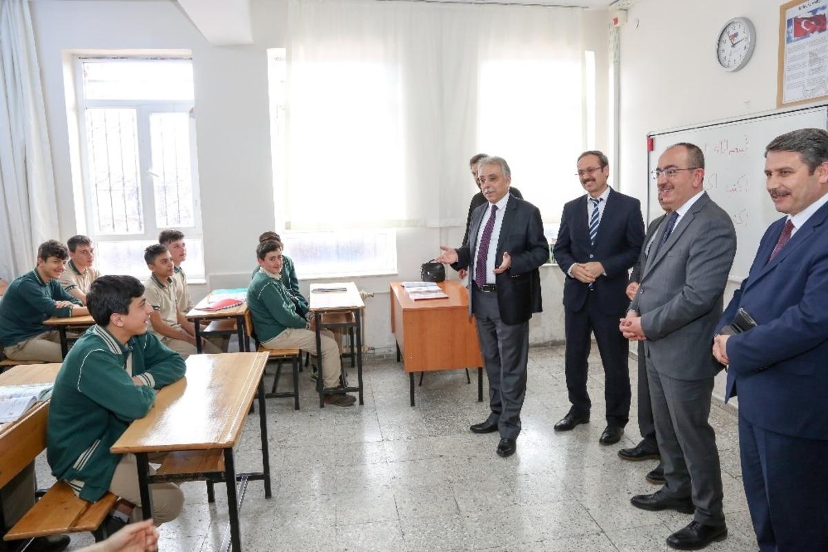 Vali Toprak ve Başkan Kavuş&rsquo;tan duyarlı &ouml;ğretmenlere teşekk&uuml;r ziyareti