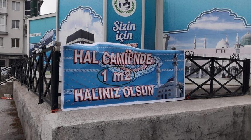 Yapımı devam eden cami için "1 metre kare halınız olsun" kampanyası