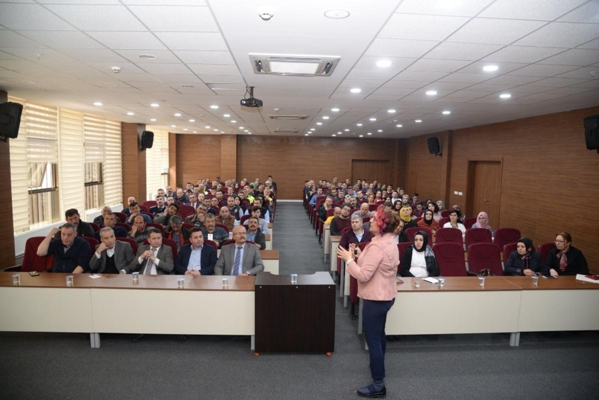 Pursaklar Belediyesinde korona vir&uuml;s&uuml; ile m&uuml;cadele eğitimi