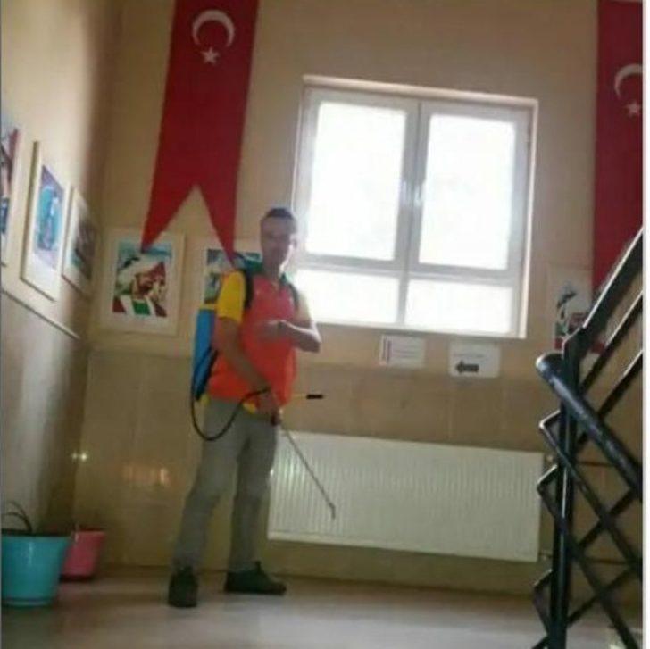 Adana’da okullar dezenfekte edildi G2