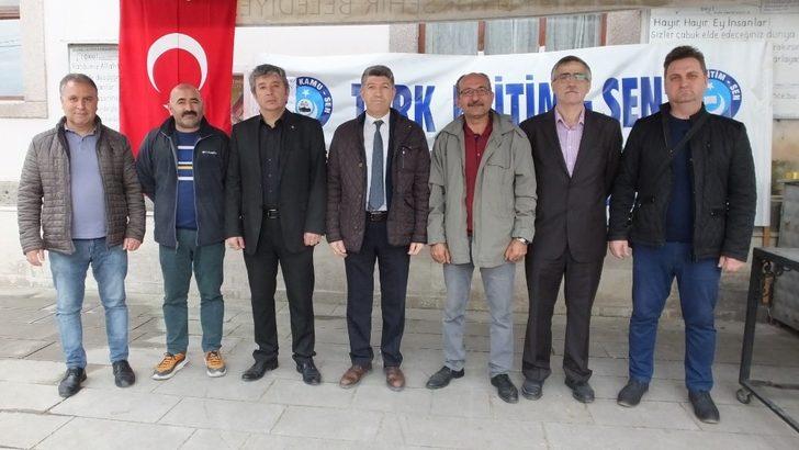 Balıkesir’de öğretmenler şehitler için mevlit okuttu, hayır yaptı G5