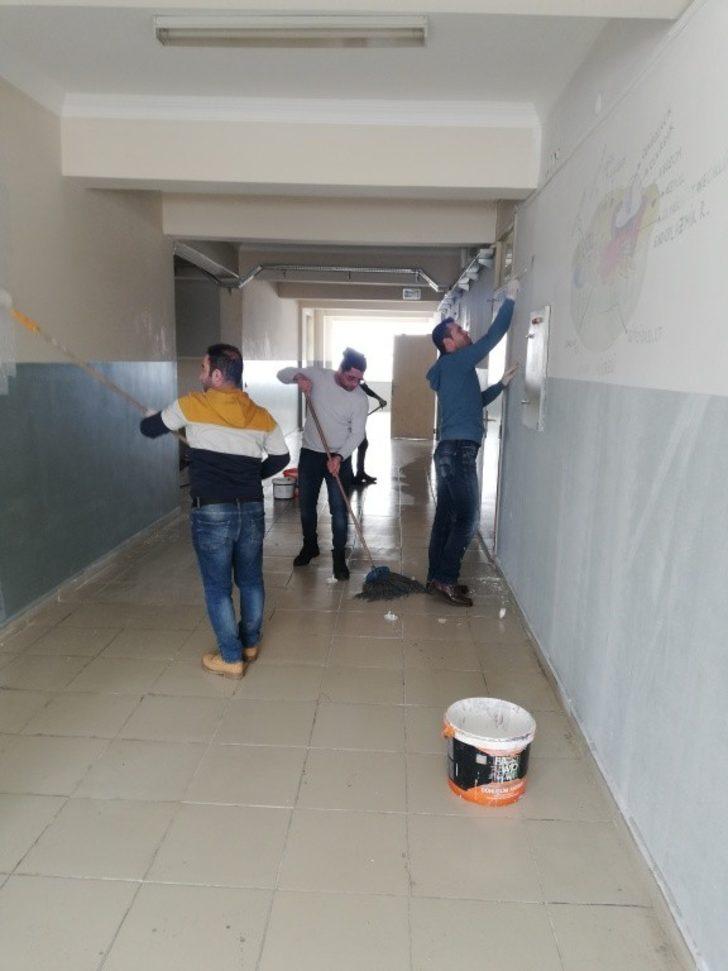 Bulanık Anadolu Lisesi öğretmenlerinde örnek davranış G4