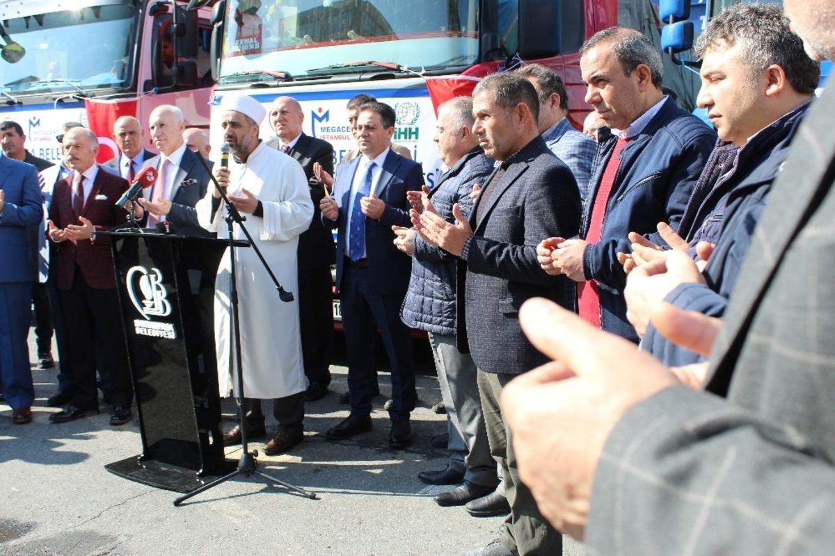 Bayrampaşa&rsquo;dan İdlib&rsquo;e 7 tır yardım eli