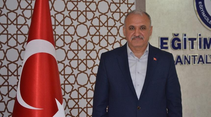 Başkan Miran: "İstiklal Marşı yazılacak değil, yaşanacak bir destandır "