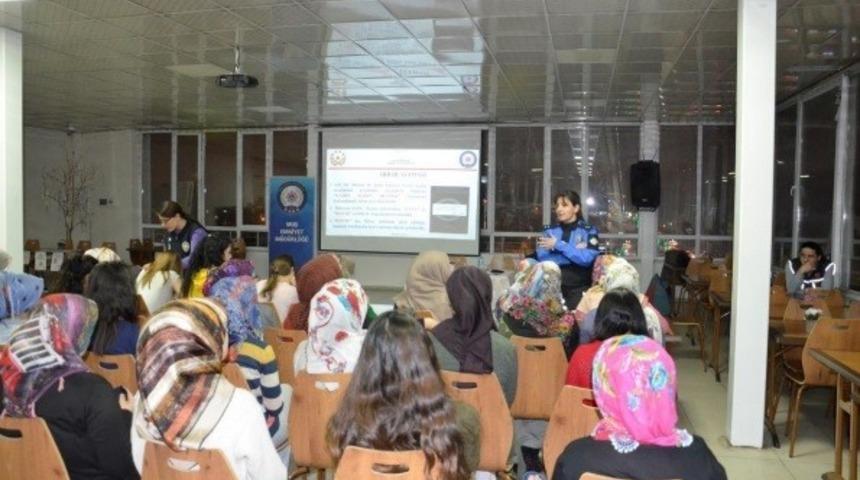 Muş polisinden KADES bilgilendirmesi