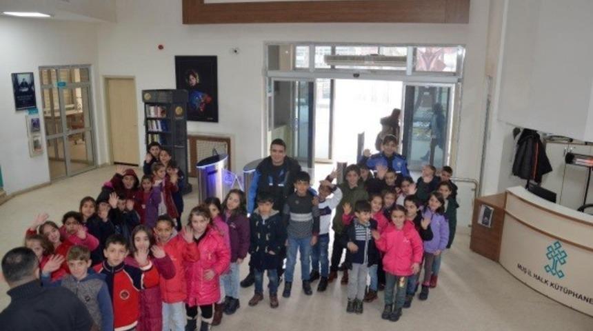 Muş&rsquo;ta "Geleceğin İ&ccedil;in Oku" projesi