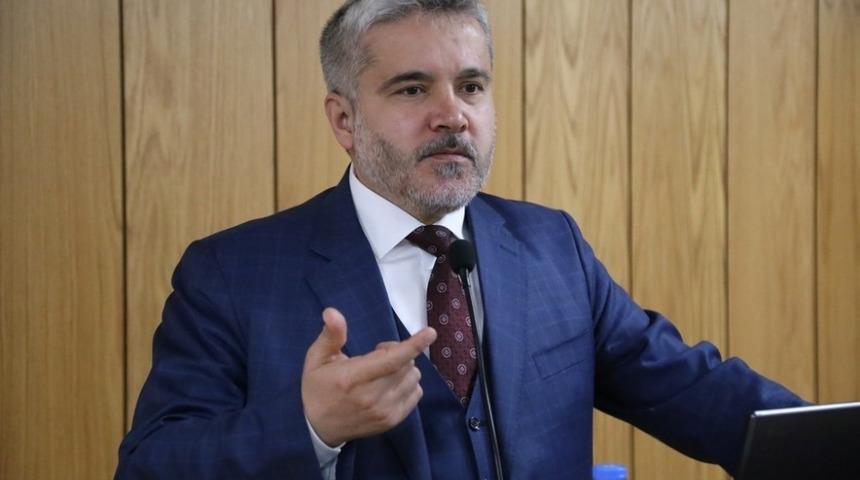 Rekt&ouml;r Şahin: &ldquo;Teori ve pratik &ccedil;ok &ouml;nemli bir fırsat&rdquo;